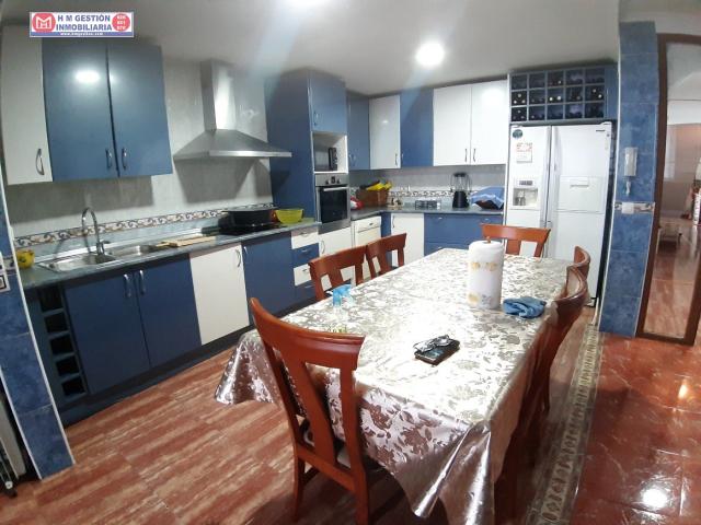 CASA COMPLETAMENTE REFORMADA JUNTO A AVDA PABLO IGLESIAS