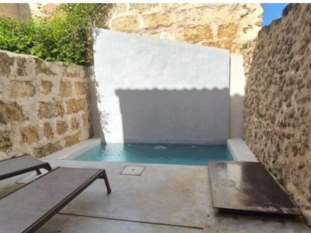 Casa completamente renovada y amueblada