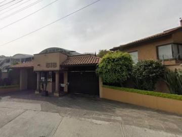 Casa con 451 m² superficie de terreno, 3 recámaras en venta en Barrio San Francisco