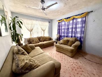 Casa con 4 habitaciones