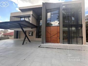 Casa con 4 recámaras en venta, 1361 m2 superficie de terreno, Valle Escondido