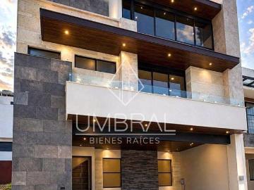 Casa con 4 recámaras en VENTA, Fracc. Las Palomas, XALAPA