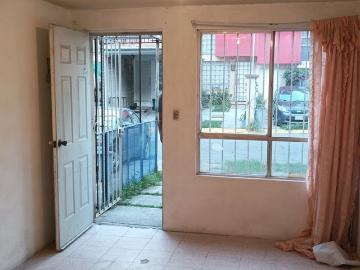Casa en San Francisco Coacalco Cabecera Municipal, Coacalco de Berriozábal, Estado De México