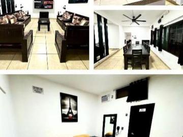 Casa con 546 m² superficie de terreno y 3 recámaras en venta, Año de Juárez