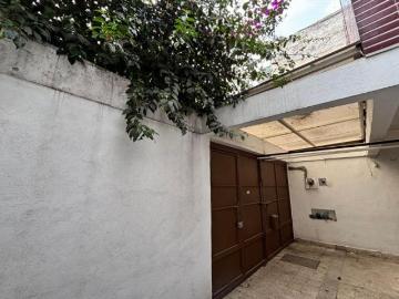 Casa con 5 dormitorios de 137 m² en venta en Viaducto Piedad