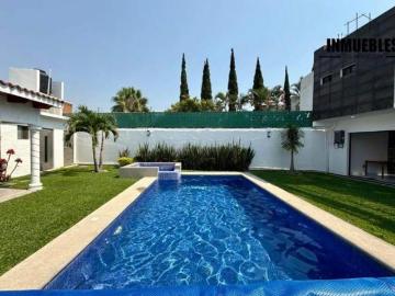 Casa con 5 recámaras en venta, 323 m2 terreno, Pedregal de Oaxtepec