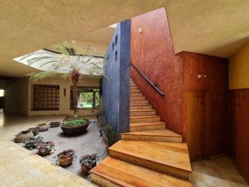 Casa con 5 recámaras en venta con 891 m² superficie de terreno en Fundadores de Zavaleta