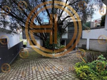 Casa con 692 m² de terreno y 4 recámaras en venta, Condado de Sayavedra