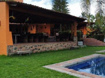 Casa con 759 m² de superficie de terreno, 4 habitaciones en venta en San Juan Cosala