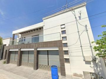 Casa con 800 m² de terreno, 5 recámaras en venta en Campestre La Rosita