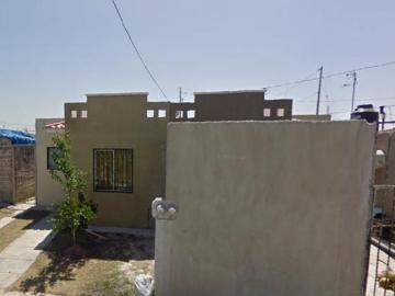 Casa con 80 m² superficie de terreno, 2 recámaras en venta en Hacienda Santa Fe