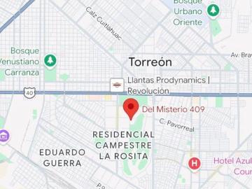 Casa con 900 m² de superficie de terreno, 5 habitaciones en venta en Torreón
