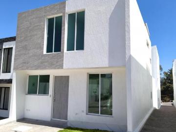 Casa con 112.72 m² construidos en San Lorenzo Almecatla, Volkswagen, Finsa