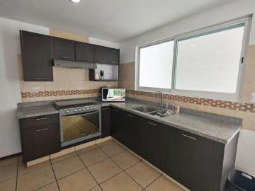 Casa con 120 m² superficie de terreno y 3 dormitorios en venta, cerca de la Anahuac