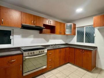 Casa con 130 m² de superficie de terreno, 3 habitaciones en venta en Fraccionamiento Bonanza Pachuca