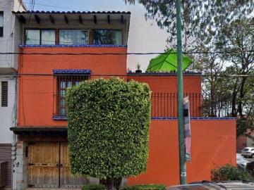 Casa con 140 m² de terreno y 4 recámaras en venta, Del Carmen