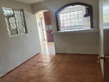 Casa con 162 m² de terreno y 5 recámaras en venta en La Purísima