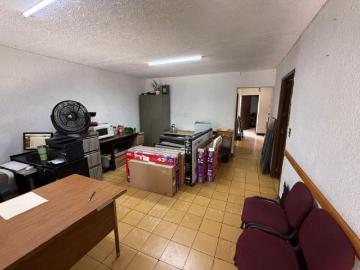 Casa con 169 m2 superficie de terreno y 5 recámaras en venta, Unidad habitacional 18 de Marzo