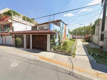 Casa con 180 m² superficie de terreno, 3 recámaras en venta en Izcalli del Valle