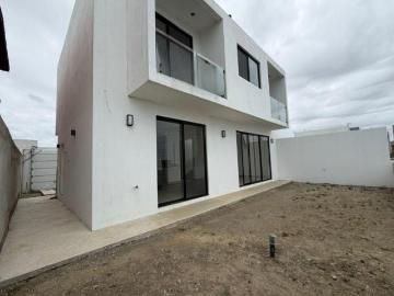 Casa con 200 m2 de terreno y 3 recámaras en venta en Residencial San Marino