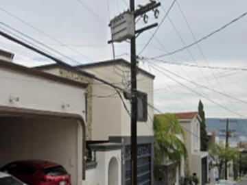 VENTA DE CASA EN APOLO CUMBRES MONTERREY NUEVO LEÓN