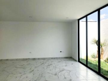 Casa con 3 habitaciones en venta en Lomas de Angelópolis con 132 m² superficie de terreno