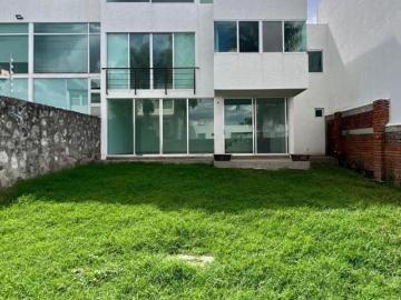 Casa con 3 recámaras y 300 m² superficie de terreno en venta en Lomas de Gran Jardín