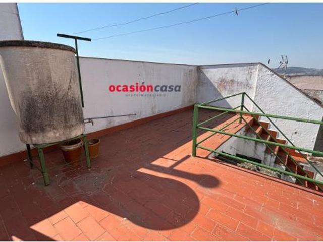 CASA CON TEJADO NUEVO A LA VENTA