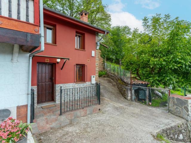 Casa con Terreno adosada San Martin del Rey Aurelio