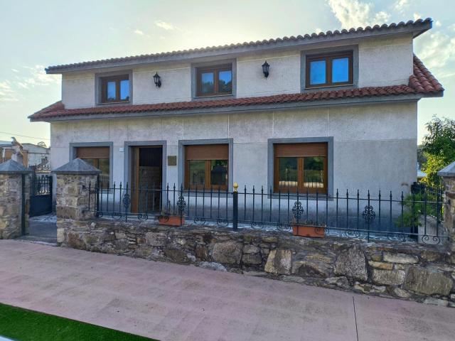 Casa con terreno en Cabana de Bergantiños
