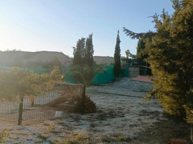 Casa con terreno EN CAMPOTEJAR ¡