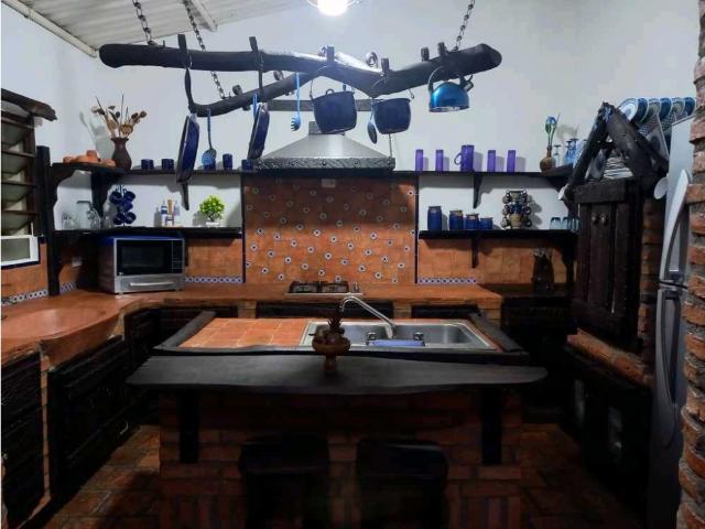Casa con terreno en venta en Miranda Sabaneta Sur Carabobo MC 9183749