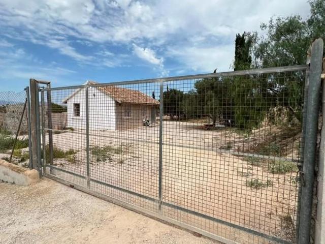 Casa con terreno en venta en Molina de Segura, El romeral