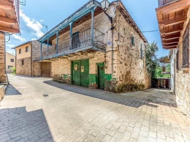 Casa con terreno en venta en Molinaseca, Northern spain