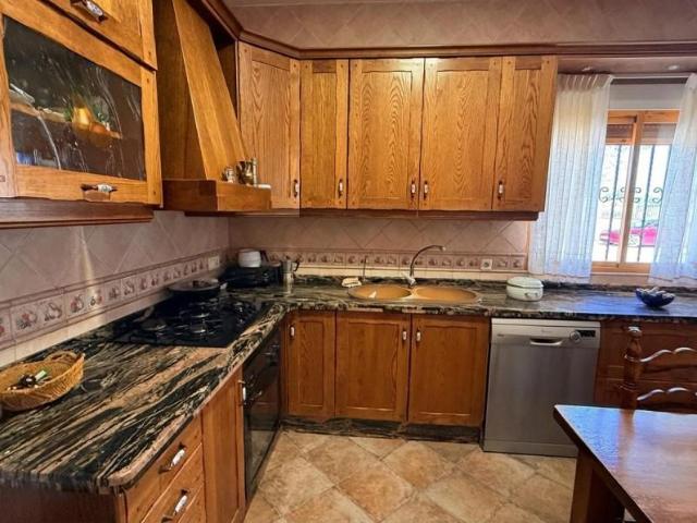 Casa con terreno en venta en Novelda, Comunidad valenciana