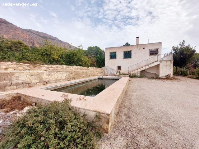 Casa con terreno en Venta en Orihuela, Alicante
