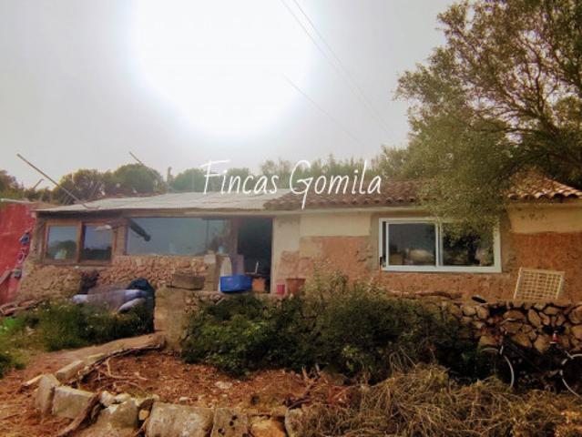 Casa con terreno en venta en Alaior