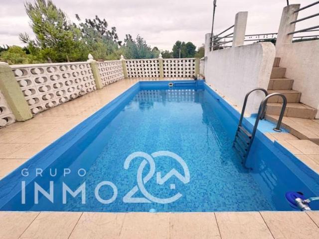 Chalet en venta en Alborache, Alborache