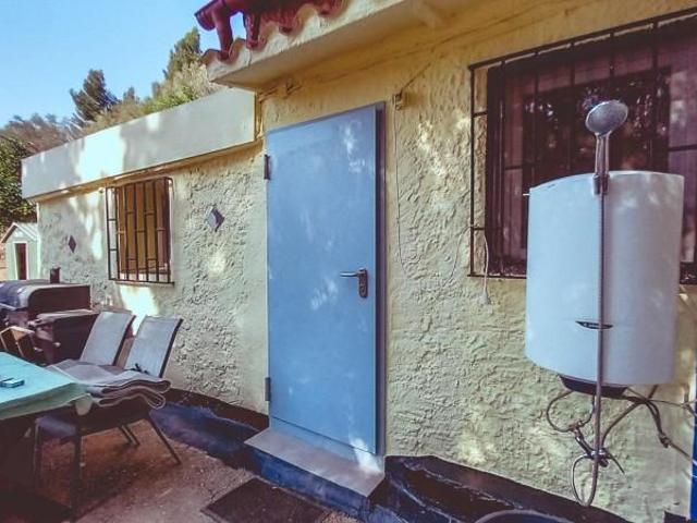 Casa con terreno en venta en Alfara de Carles, Rustica