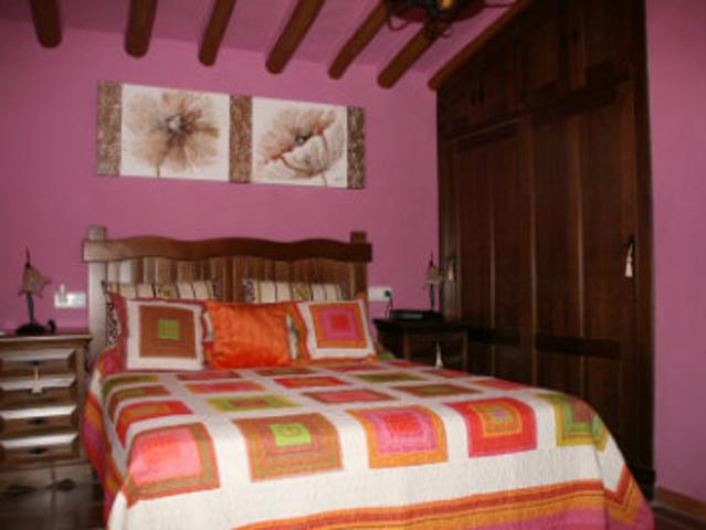 Casa con terreno en venta en Archidona, Rustica