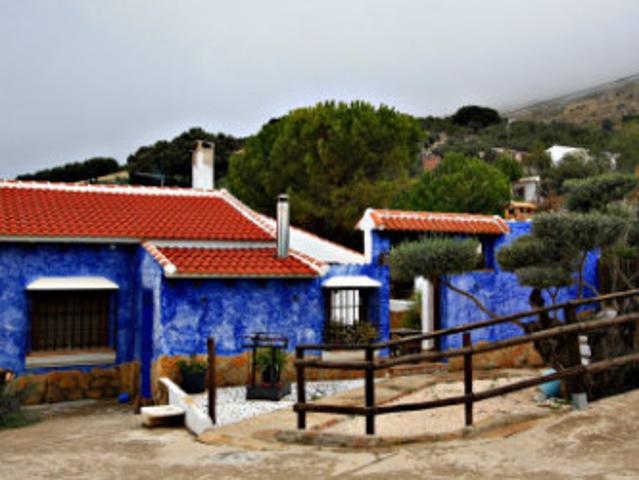 Casa con terreno en venta en Archidona, Rustica