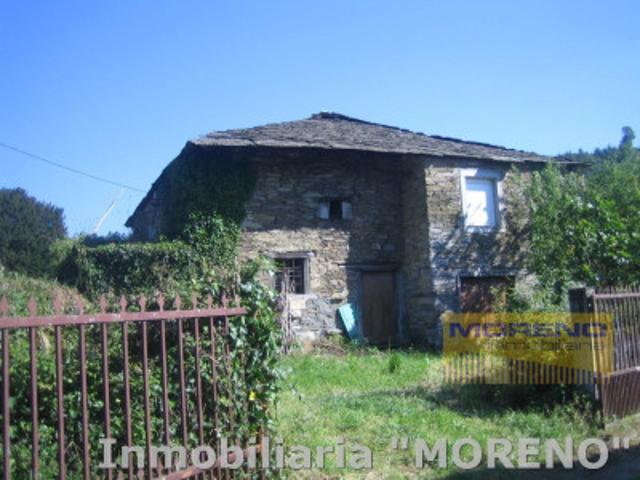 Casa con terreno en venta en Baralla, Laxes
