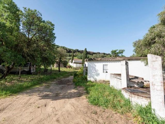 Casa con terreno en venta en Barbate, Barbate