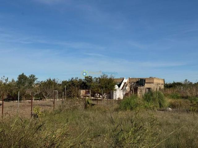 Casa con terreno en venta en Bellreguard, A las afueras