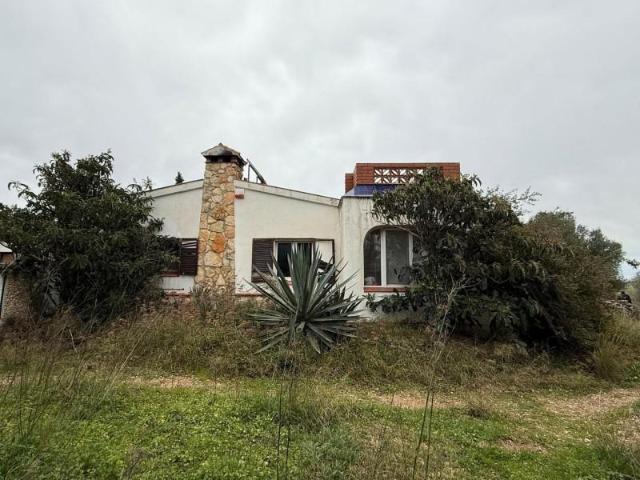 Casa con terreno en venta en Camarles, Cataluña