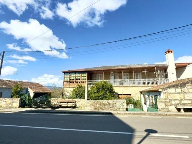 Casa con terreno en venta en Cenlle, Cenlle