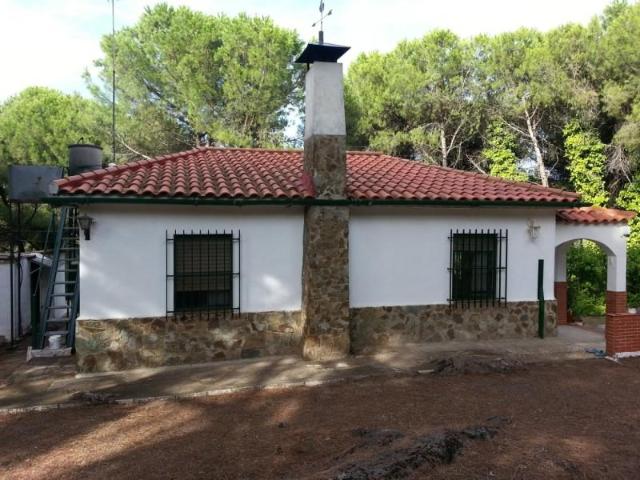 Casa con terreno en venta en Córdoba, Crta. Las Ermitas