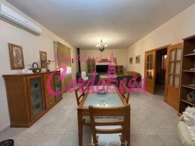 Casa con terreno en venta en Córdoba, Las Cigüeñas