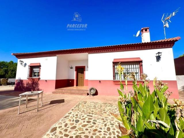 Casa con terreno en venta en Córdoba, Villarrubia