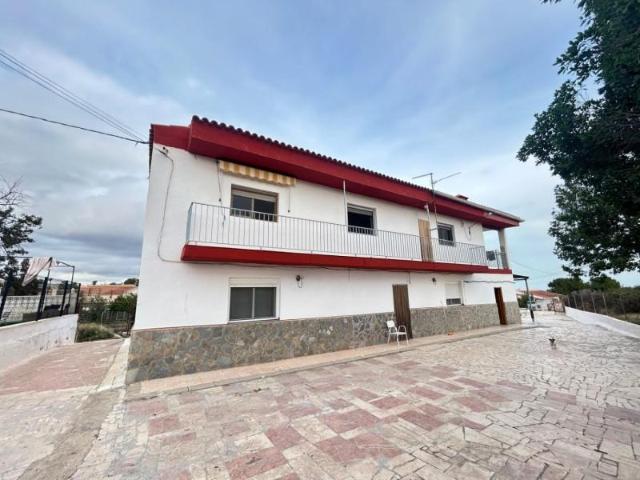 Casa con terreno en venta en Crevillent, San Antonio de la Florida